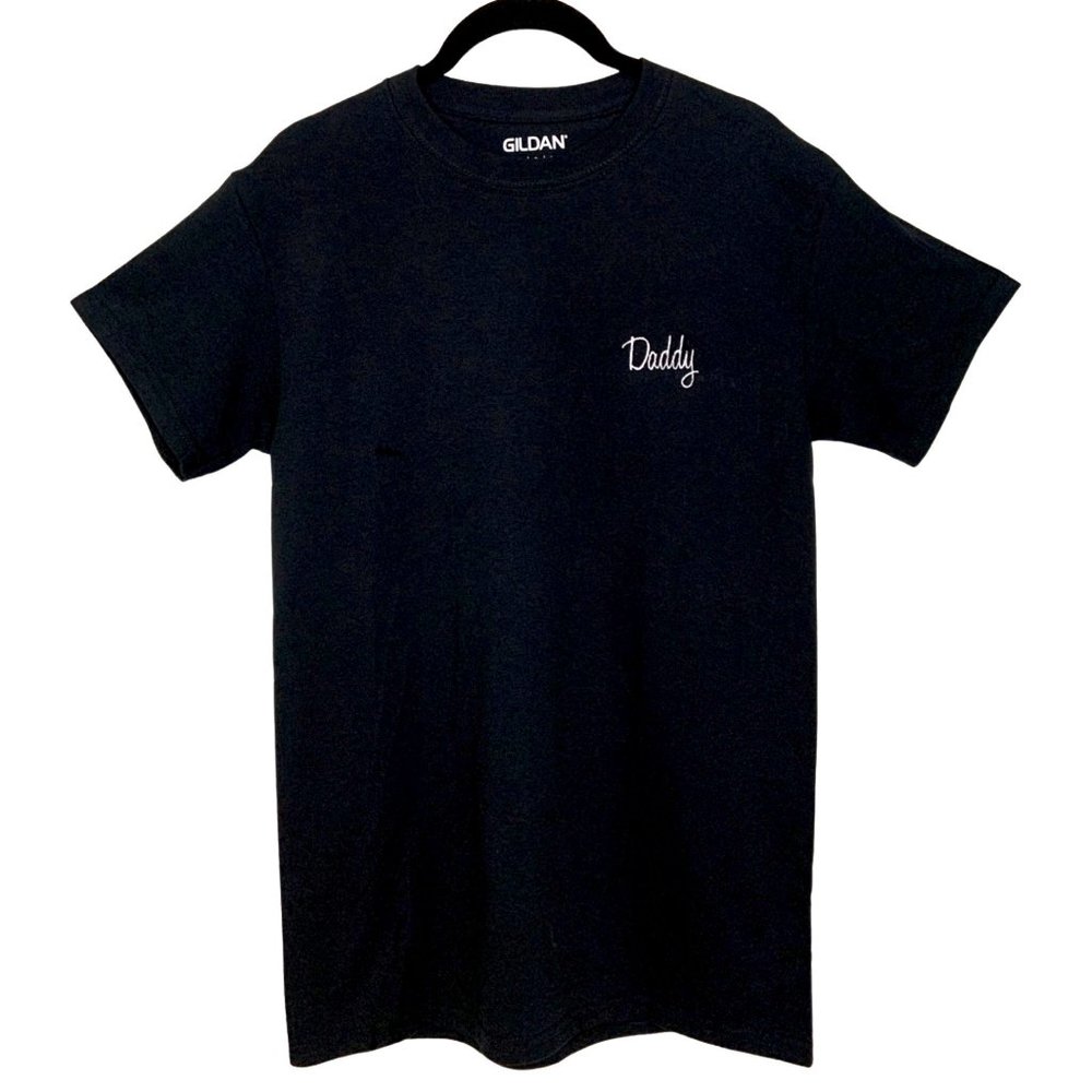 Embroidered "Daddy" Unisex T-Shirt Sizes S/M/L/1X/2X/3X/4X/5X - Picture 2 of 4